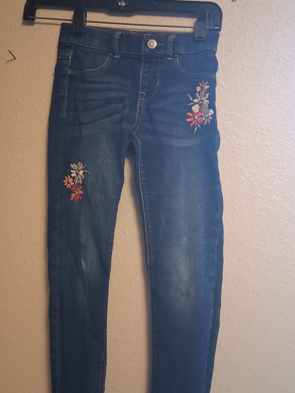 wonder nation Dark Blue Jeans with Multicolor Floral Embroidery 7/8 260795